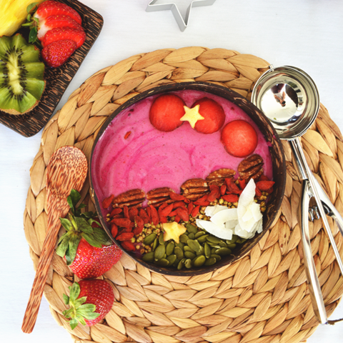 Pink Pitaya Smoothie Bowl