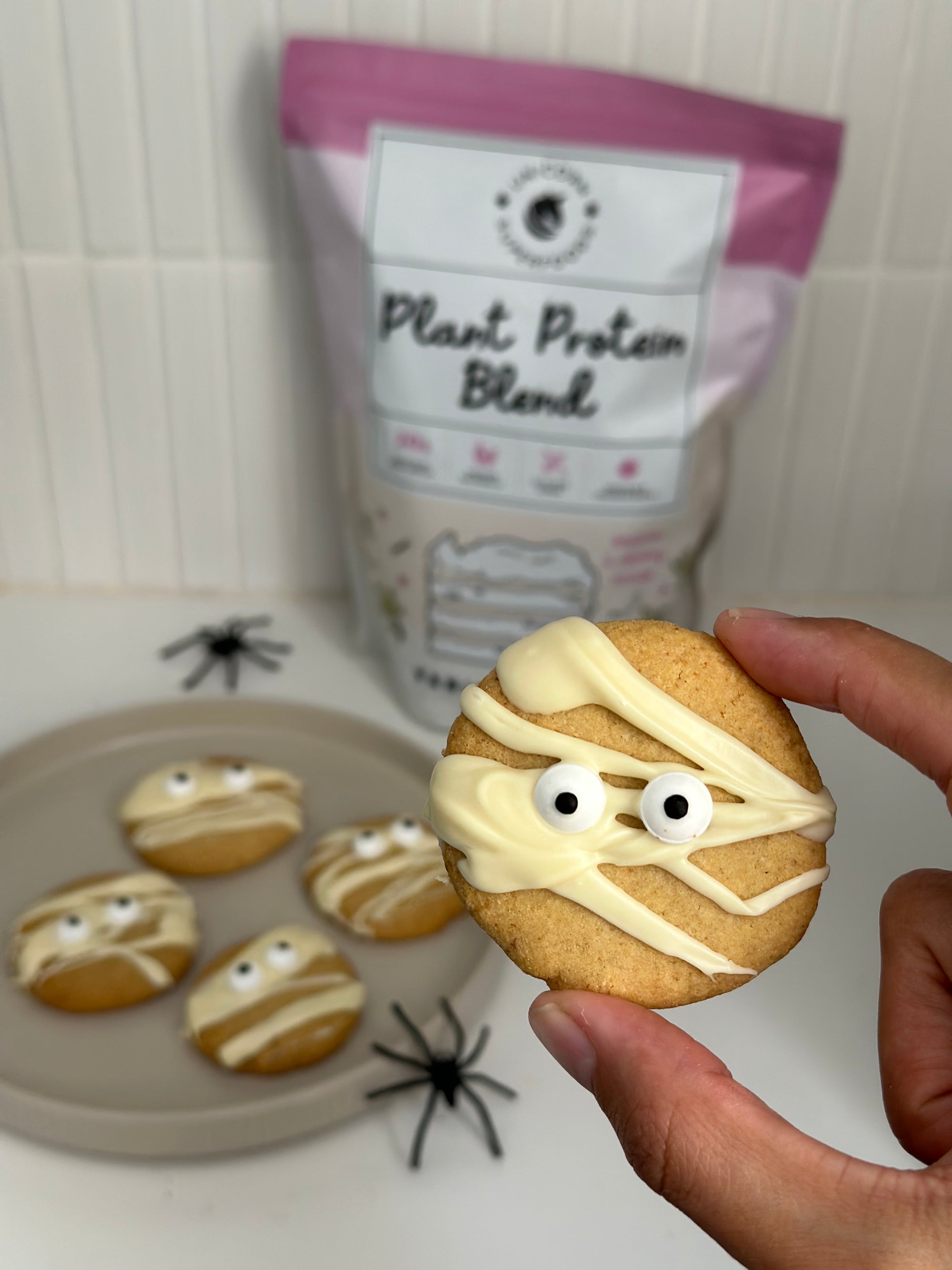 Halloween Mummy Cookies