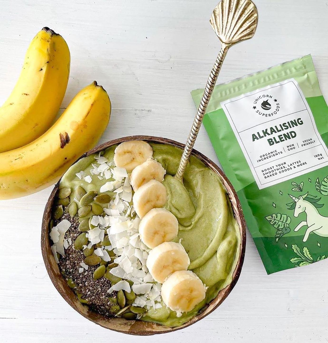 alkalising smoothie bowl