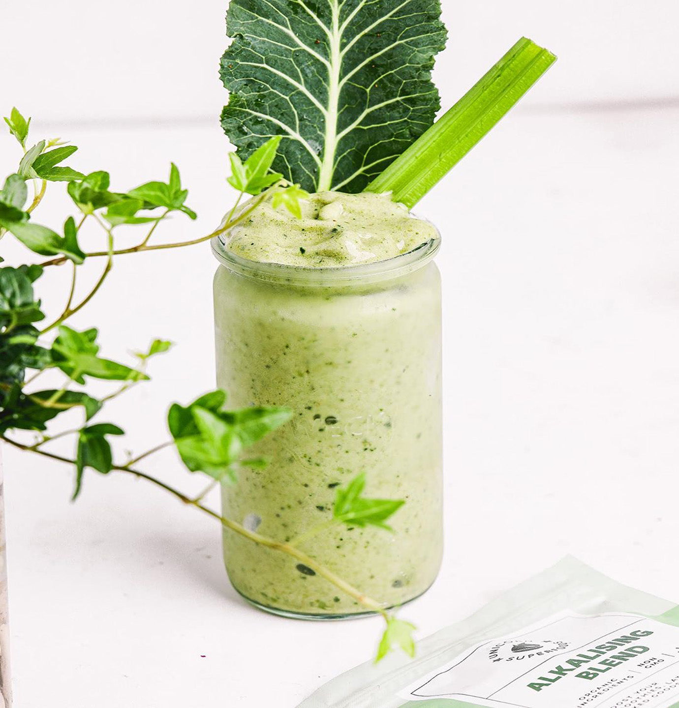 alkalising greens smoothie