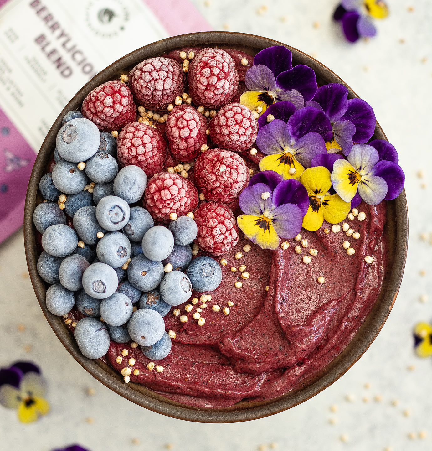 berry smoothie bowl