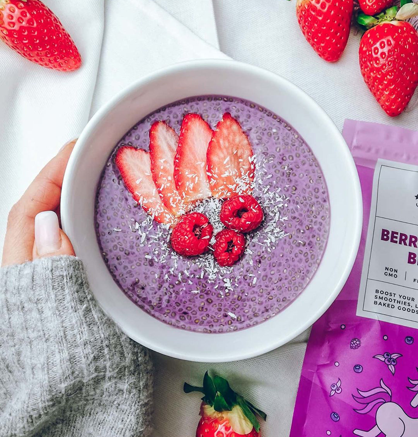 berry chia pudding