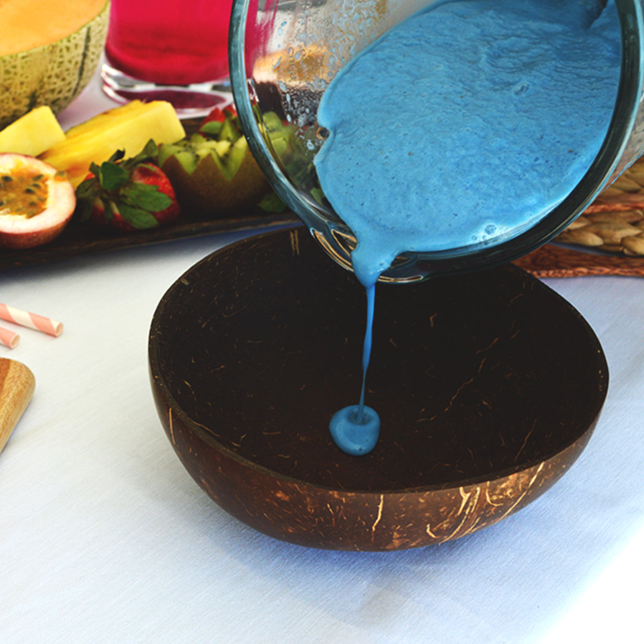 blue spirulina smoothie bowls